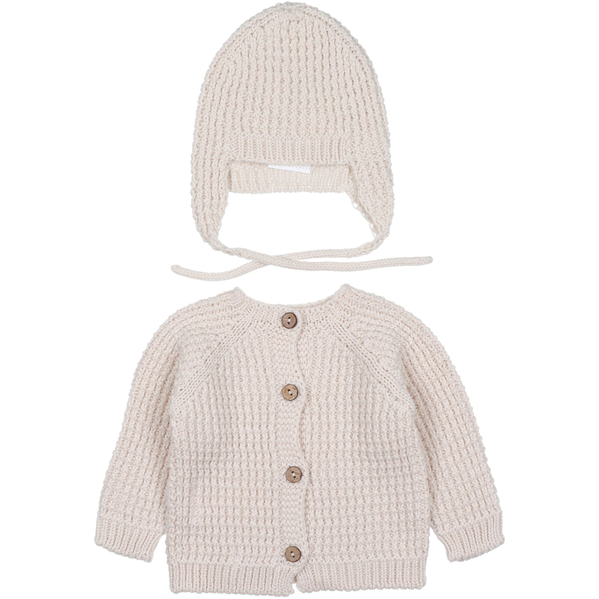 cardigan-e-cappello-con-paraorecchie