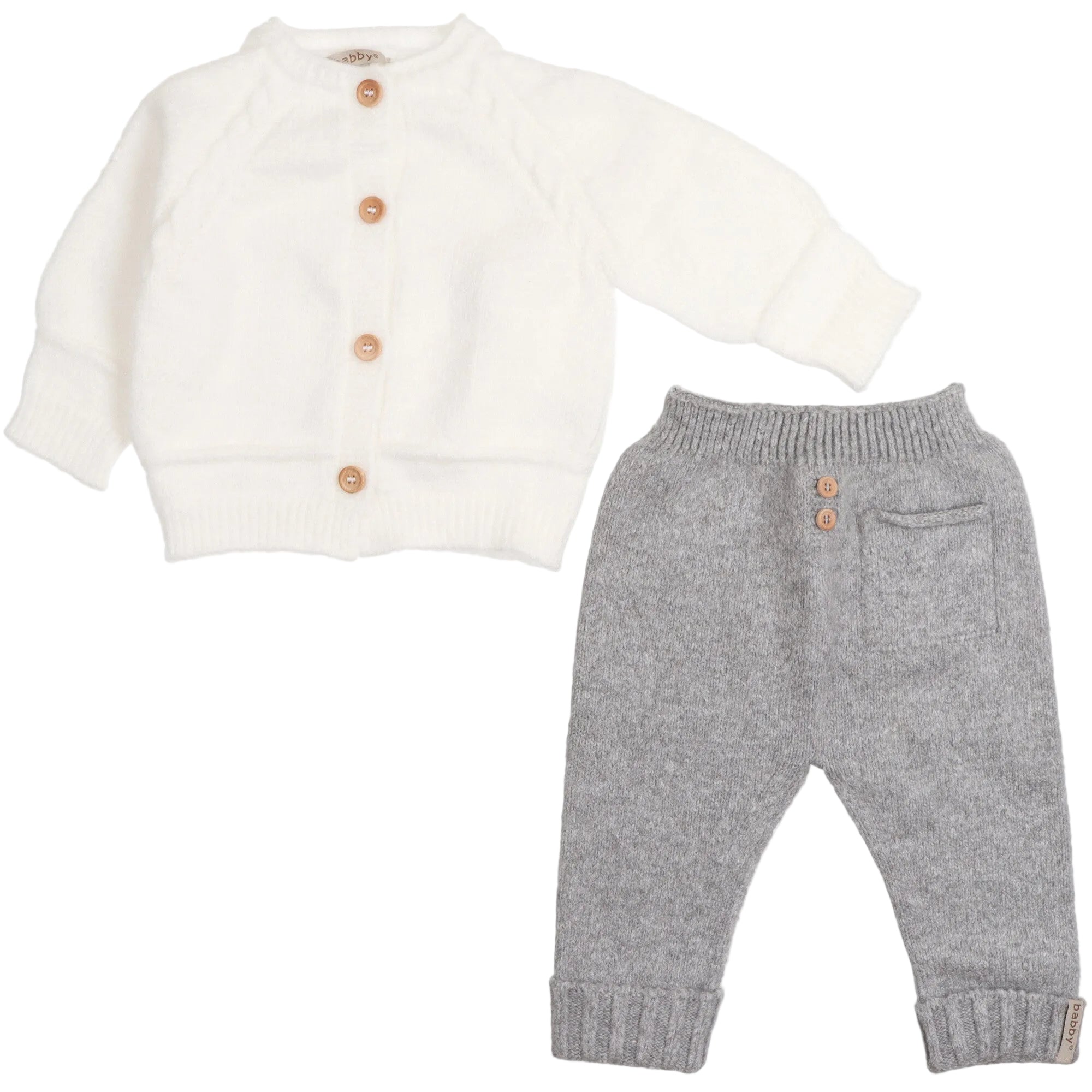 cardigan-colore-ianco-abbinato-ad-un-pantalone-colore-grigio-in-morbida-lana-ideale-per-la-montagna-per-neonati-e-bambini