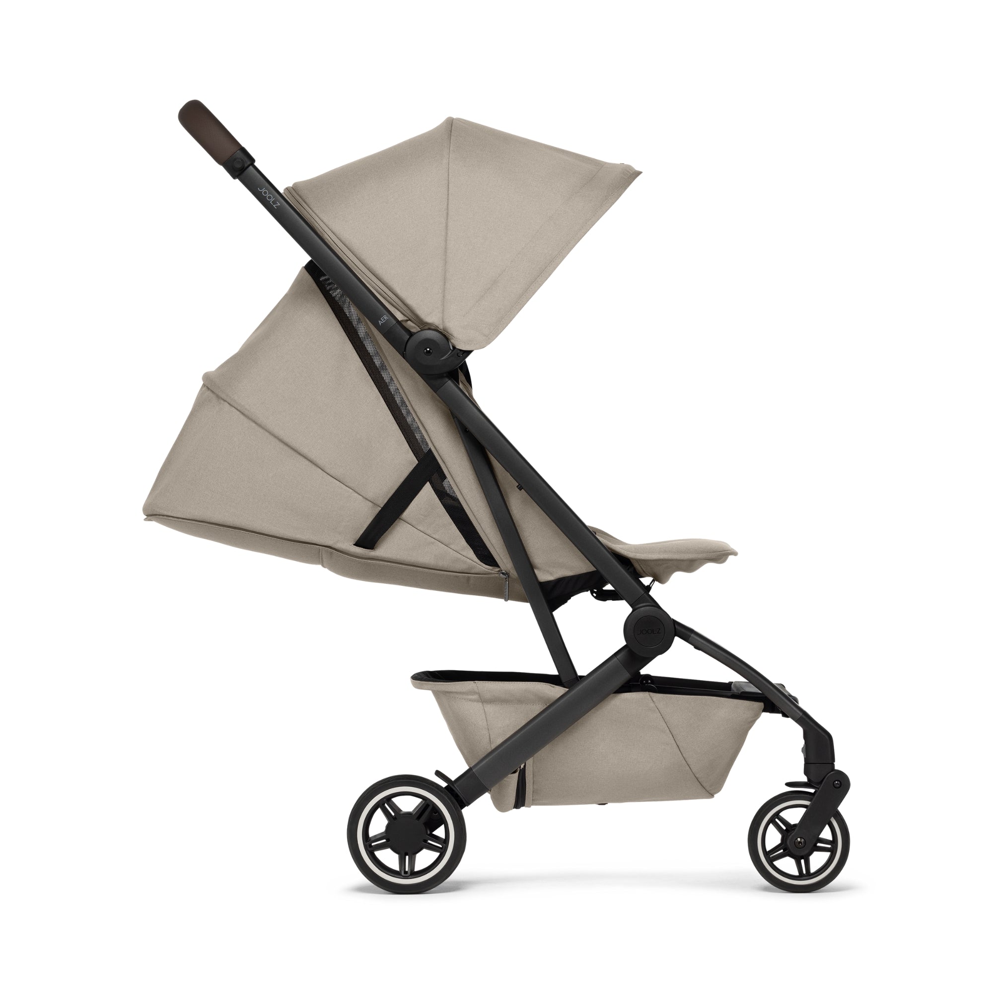 passeggino-leggero-evolutivo-da-viaggio-aereo-colore-beige-reclinato