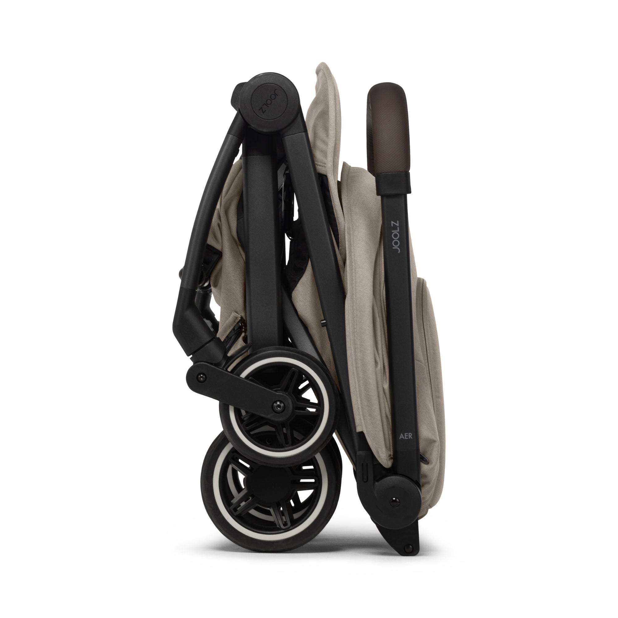 passeggino-leggero-evolutivo-da-viaggio-aereo-colore-beige-chiuso