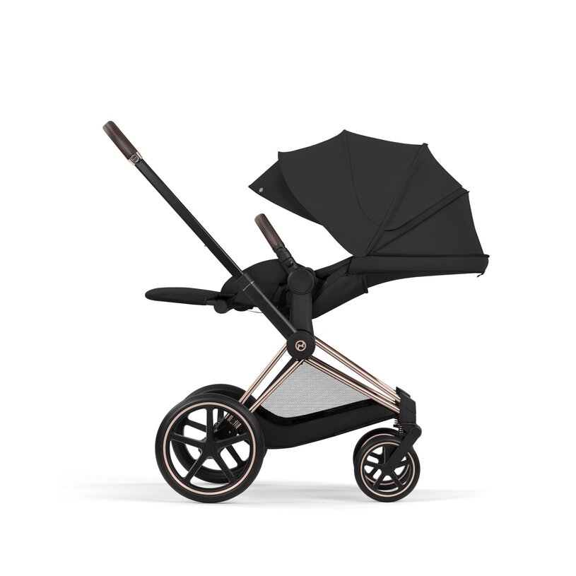 Passeggino Priam modulare e compatto, ideale dalla nascita fino a 4 anni, con design elegante e massimo comfort.
Perfetto per ogni esigenza, combina praticità, sistema da viaggio e prestazioni elevate per la vita quotidiana.